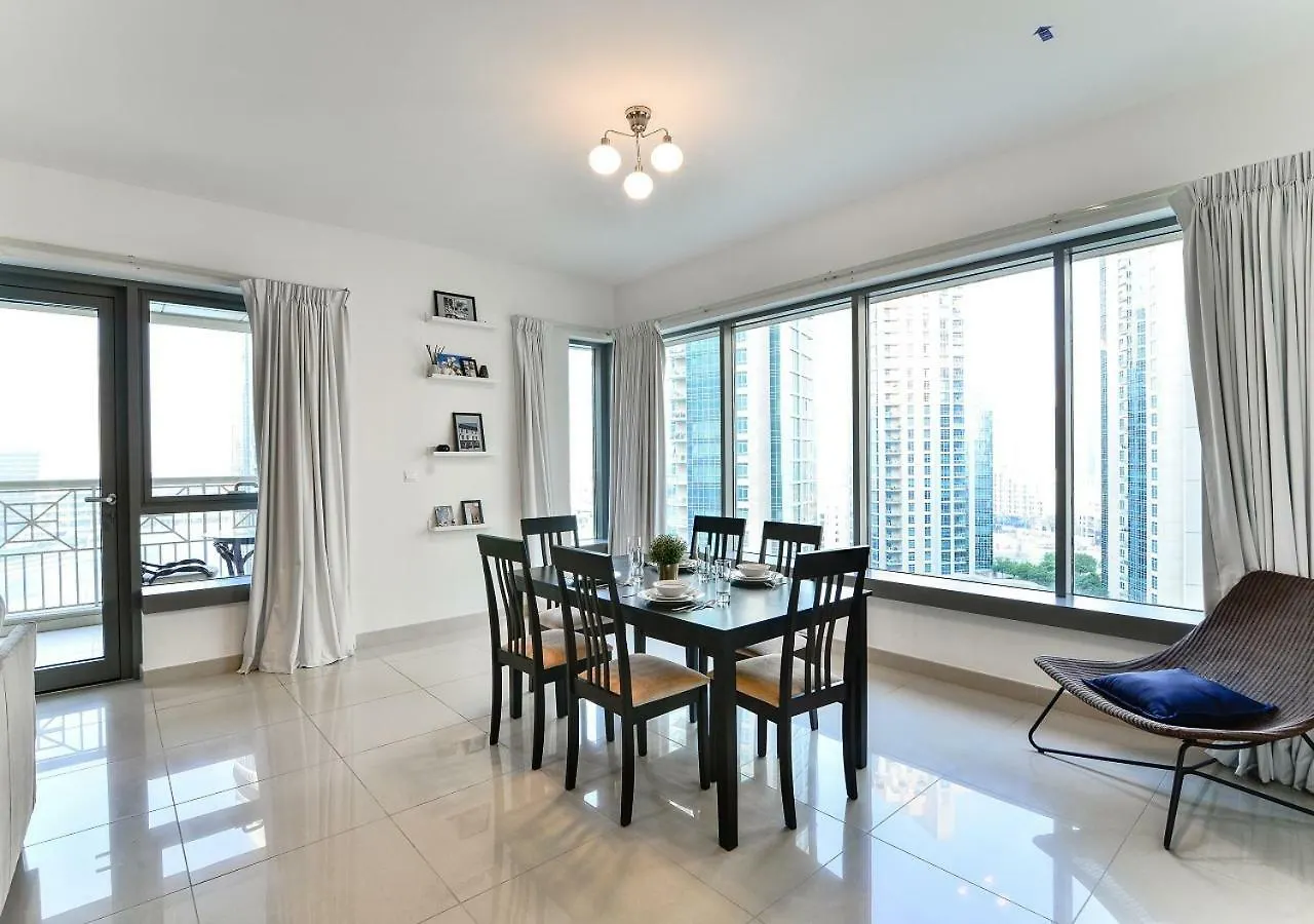 Dreamland {Ease By Emaar}- Burj Khalifa View Apartment Dubai 0*,  United Arab Emirates