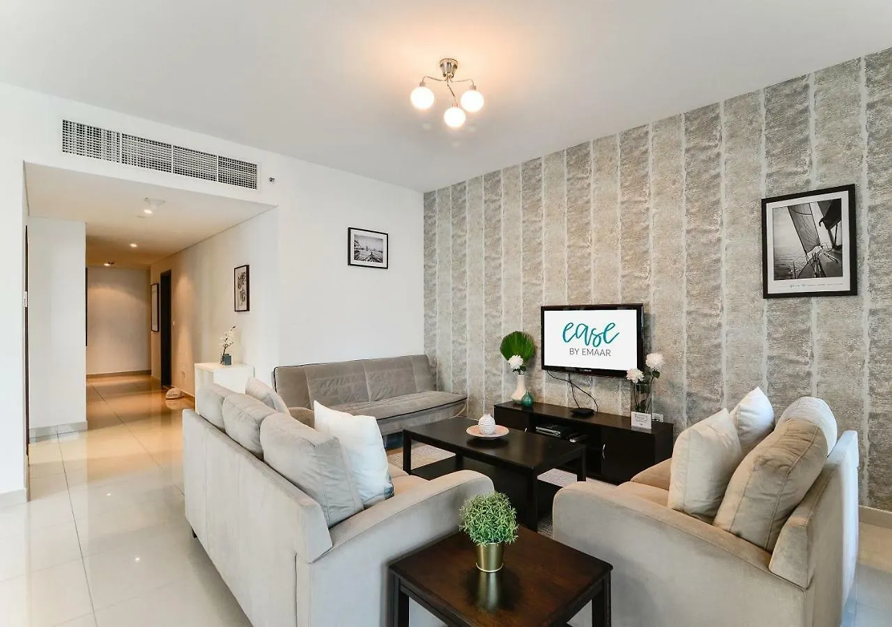Dreamland {Ease By Emaar}- Burj Khalifa View Apartment Dubai